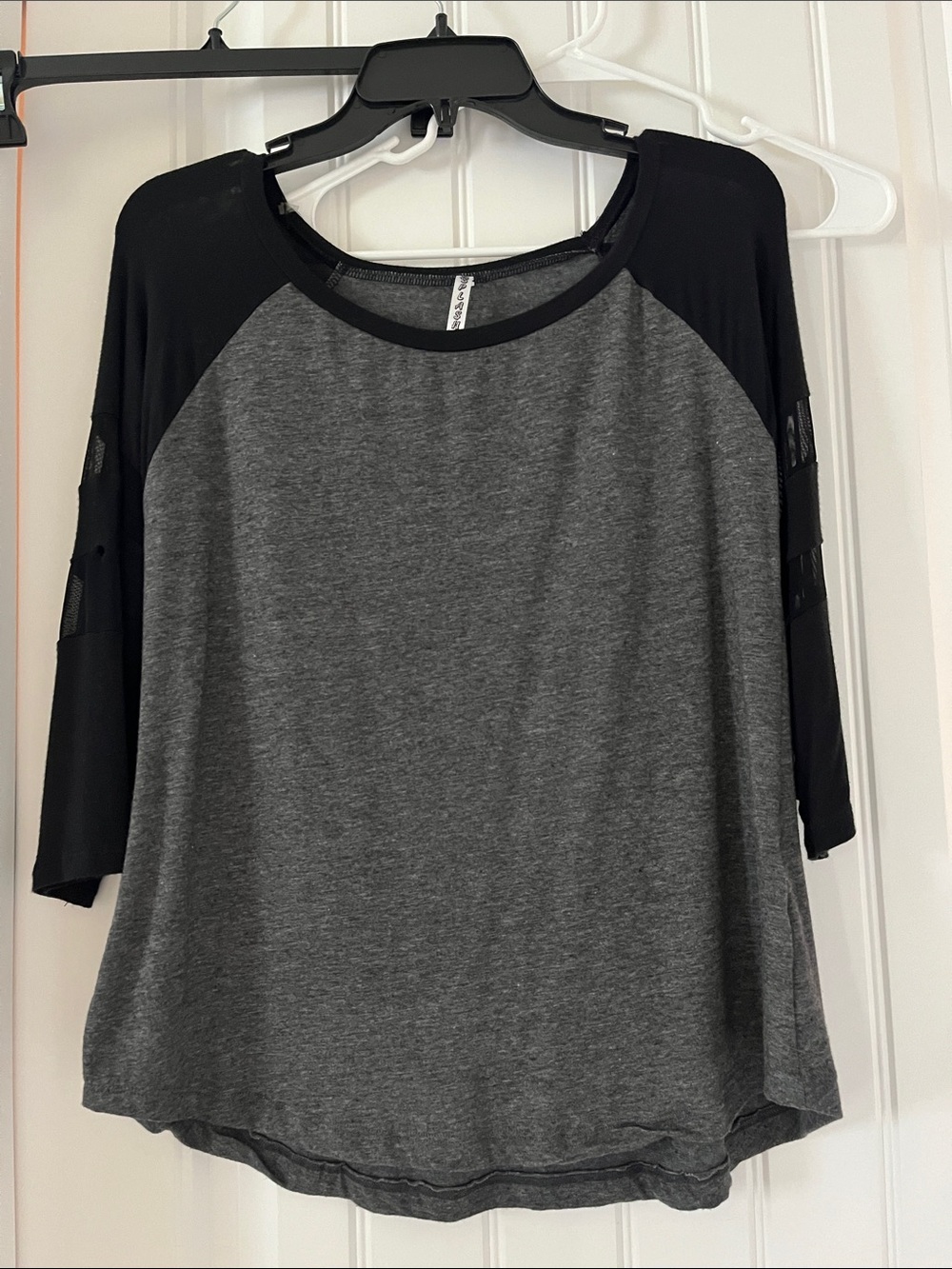 Splash Black & Charcoal Raglan Three-Quarter Sleeve Tee